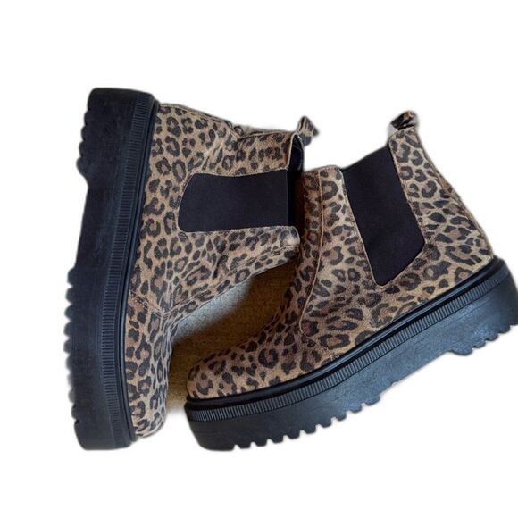 UO Brody Leopard Print Platform Chelsea Boots Lug Sole Brown Black Size 7 - Picture 3 of 8